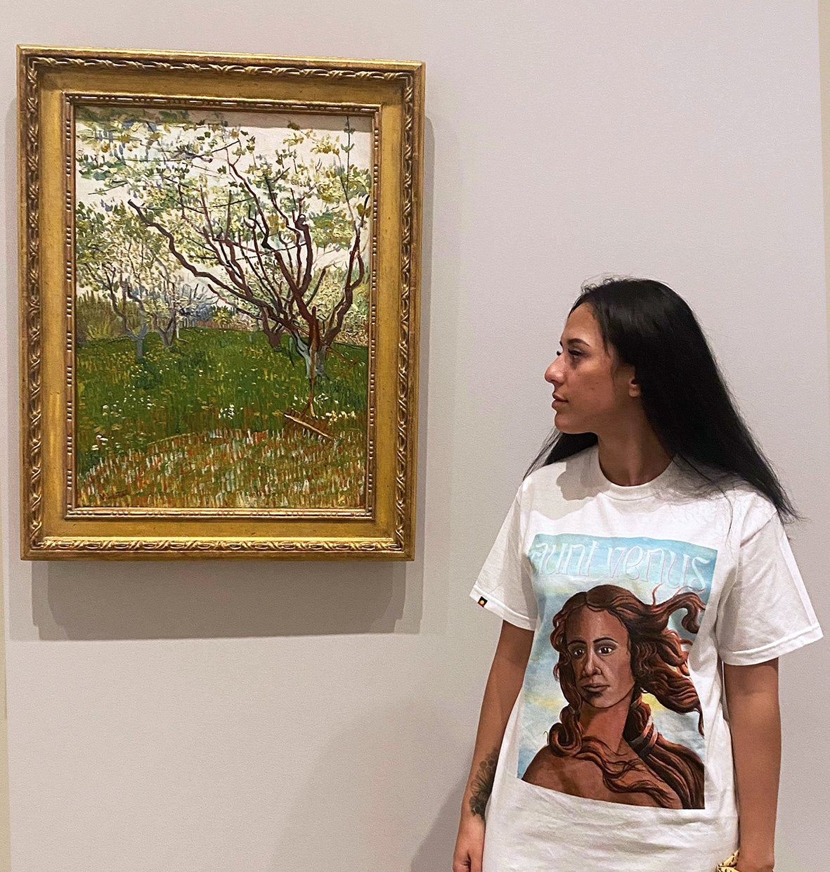 Aunt Venus artist series tee